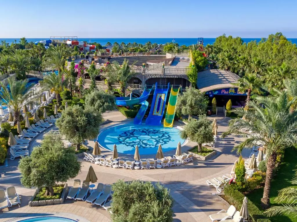 هتل رویال هالیدی پالاس آنتالیا